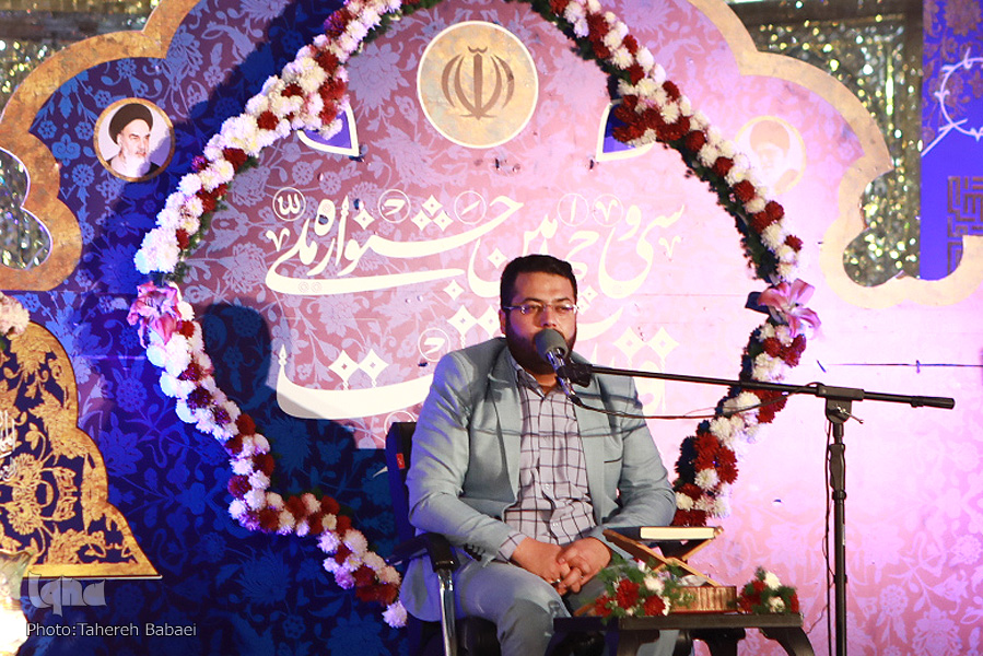 کودک خجالتی که قاری قرآن شد/ سبکی که با چیدن قطعات جذاب قراء مصری اجرا می‌شود