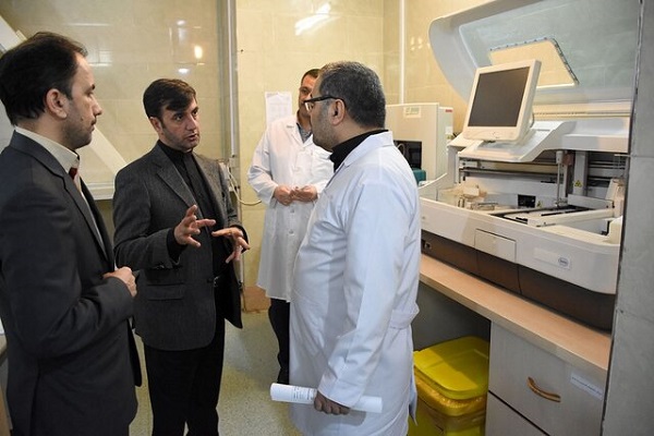 معاون استاندار قم از مرکز فوق تخصصی درمان ناباروری جهاد دانشگاهی قم بازدید کرد