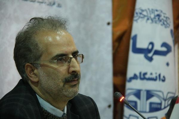 پرداخت علمی به نقش جهاددانشگاهی در جنگ تحمیلی/ ارائه گزارش همایش در دیدار رهبری ۲۹ بهمن