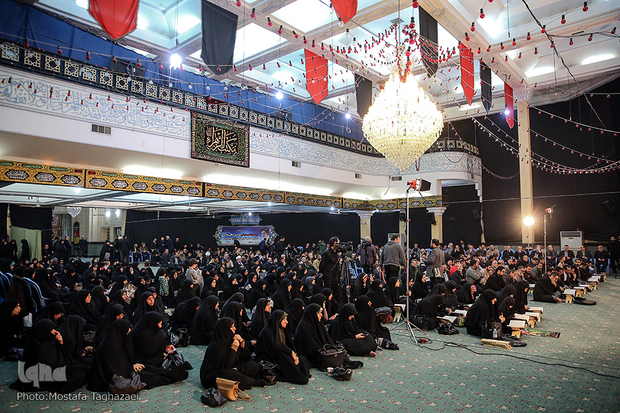جمع پیشکسوتان و اساتید قرآنی در بزرگداشت شهید سلیمانی