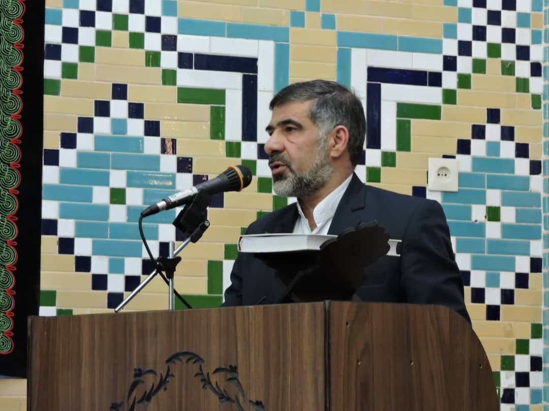اولین کارگاه آموزشی با موضوع امام شناسی با حضور خادمیاران رضوی استان یزد برگزار شد.