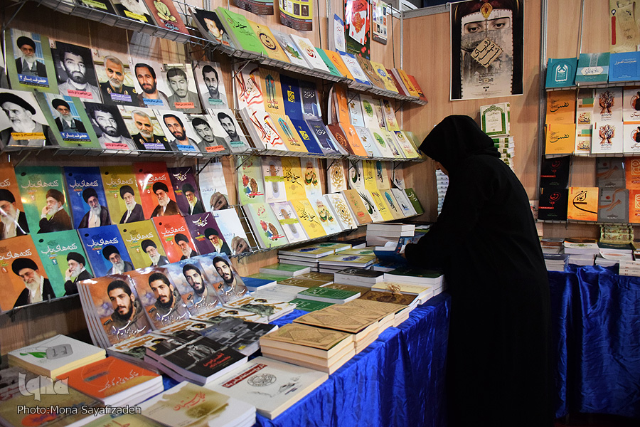 اعلام برنامه&zwnj;های نمایشگاه کتاب خوزستان/تبیین اهمیت تلاوت قرآن معنامحور