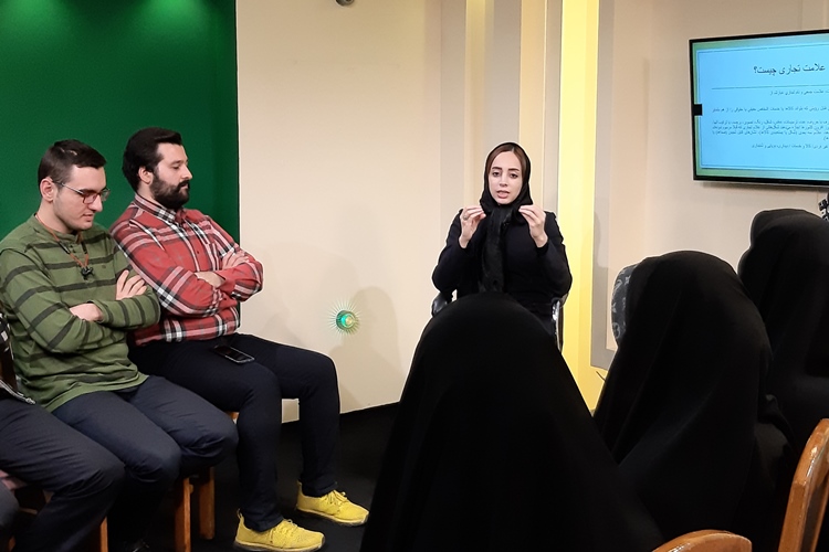 چرا در ایران کپی‌رایت به راحتی انجام می‌شود/ آثار اقتصادی حمایت از حقوق مالکیت فکری