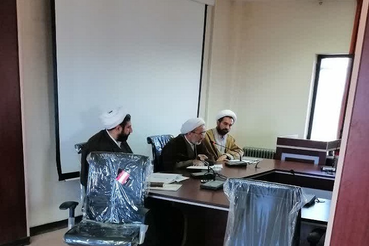 امی‌بودن پیامبر(ص)؛ مهمترین دلیل برای اعجاز قرآن/ تکمیل