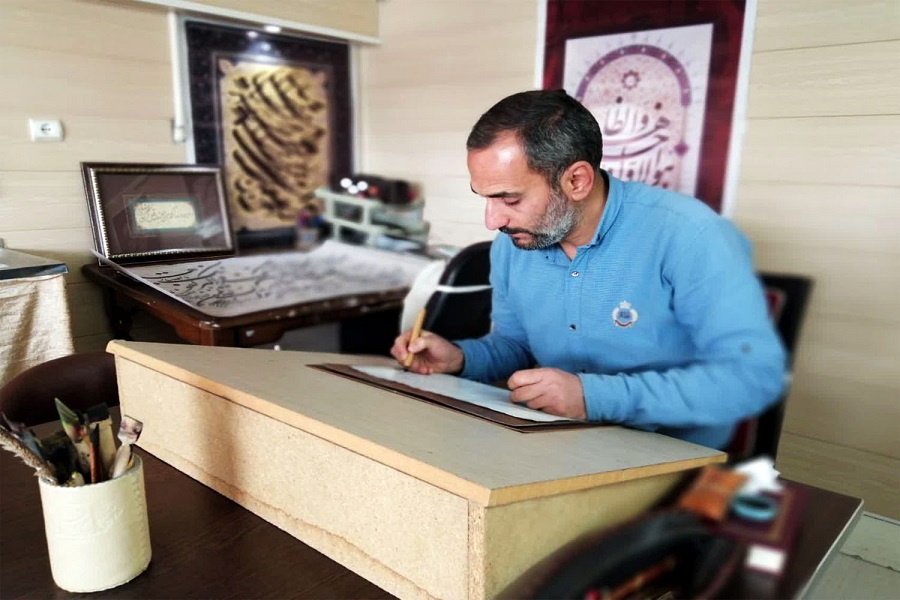 آرزو دارم قرآن را به پنج خط کتابت کنم
