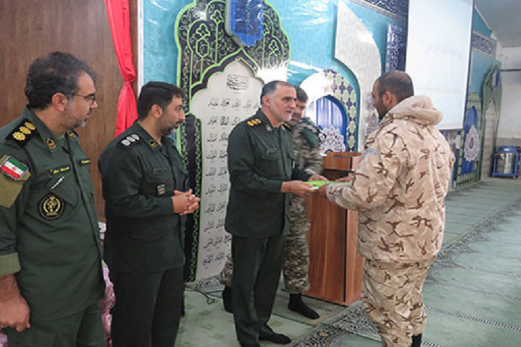 آموزش حفاظت از وطن با چاشنی حفظ قرآن در مرکز آموزش احمدبن موسی(ع) ندسا