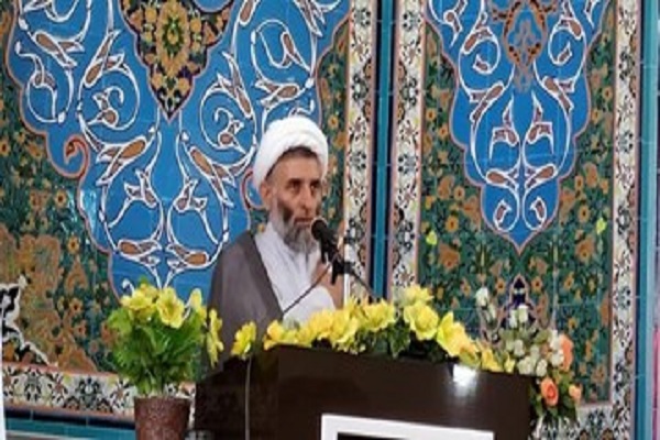 مردم بدون تعصبات قومی و دینی، فرد اصلح را انتخاب کنند