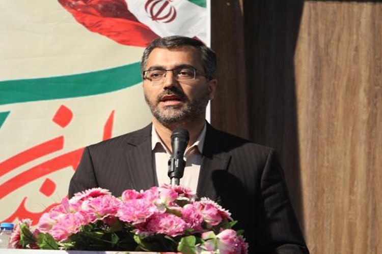 افراد توانمند، انقلابی و ساده&zwnj;زیست را راهی مجلس کنیم
