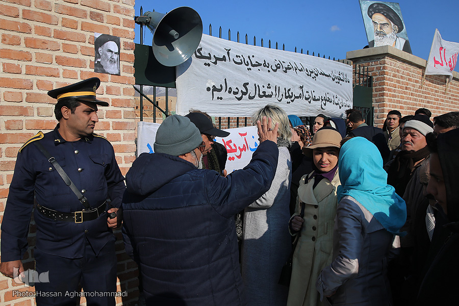 گزارش پشت صحنه