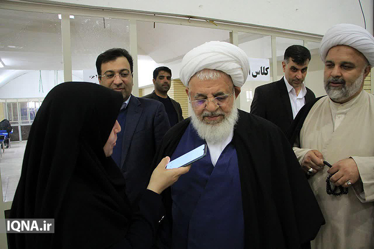 مهجوریت قرآن ادامه دارد/ جامعه باید قرآنی و امام زمانی شود