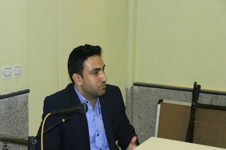 اساس اصلی کنترل آسیب&zwnj;های فضای مجازی &laquo;سواد رسانه&raquo; است