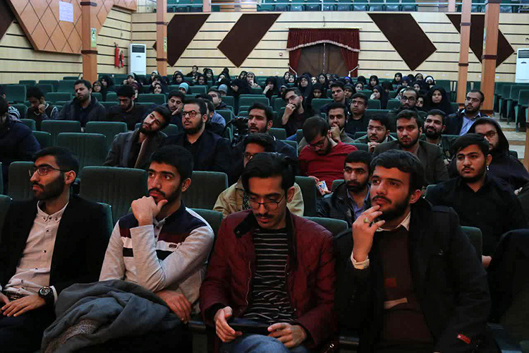 دوره «میعاد ۲» با هدف مسئله محوری در یزد برگزار شد دوره «میعاد ۲» با هدف مسئله محوری در یزد برگزار شد