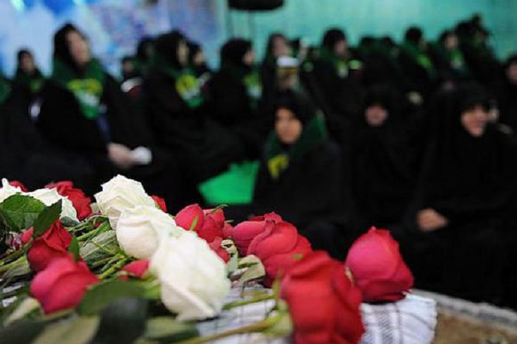 تجلیل از مادران شهدای خرم&lrm;آباد در جشنواره &laquo;اسوه&zwnj;های صبر و مقاومت&raquo;