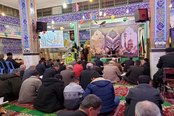 کرسی تلاوت رضوی در حسینیه اعظم شهرکرد