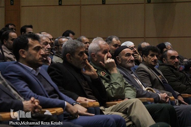 گزارش تصویری رونمائی از کتاب &laquo;هفتاد ودومین غواص&raquo; در همدان