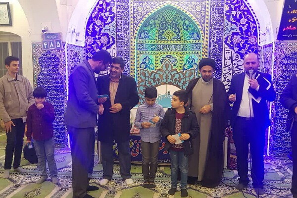 دومین محفل قرآنی &laquo;طنین نور&raquo; در بروجن