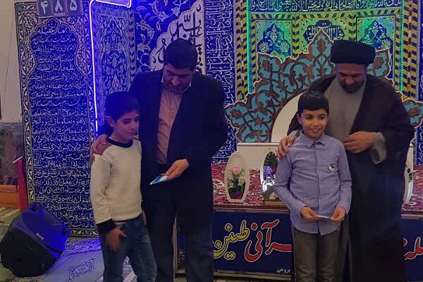 دومین محفل قرآنی &laquo;طنین نور&raquo; در بروجن