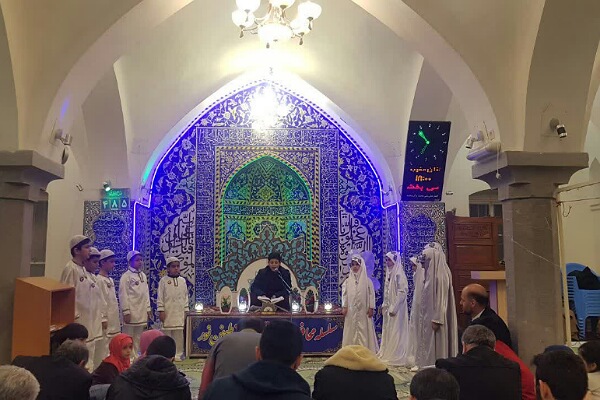 دومین محفل قرآنی &laquo;طنین نور&raquo; در بروجن