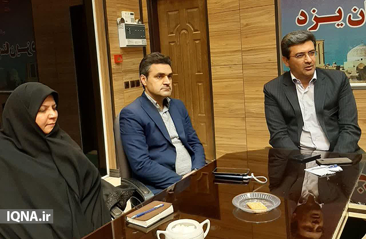 نشست صمیمانه بانوان تاثیرگذار در انقلاب با نسل&zwnj;های سوم