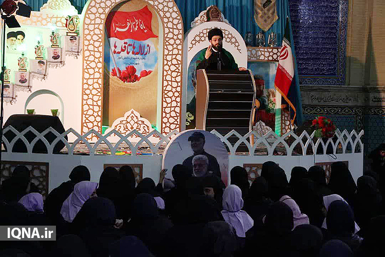 یادواره شهدای دانش آموزی &laquo;از لاله&zwnj;ها تا قله&zwnj;ها&raquo; در یزد