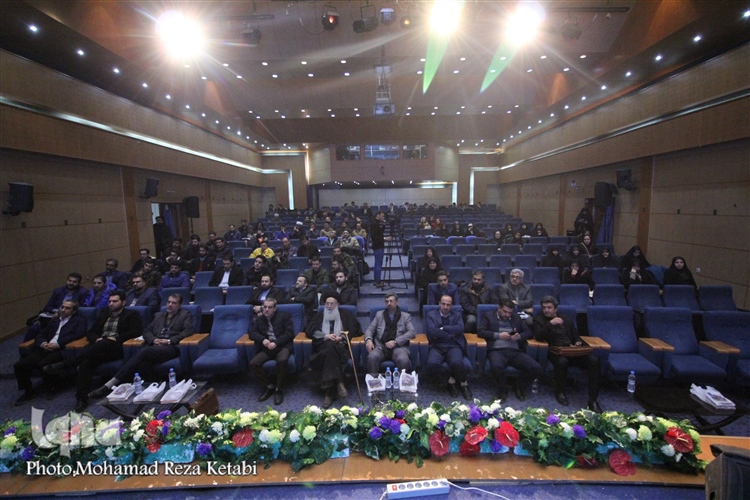 برگزاری گردهمایی هنرمندان، اصحاب رسانه و فعالان فضای مجازی همدان برگزاری گردهمایی هنرمندان، اصحاب رسانه و فعالان فضای مجازی همدان
