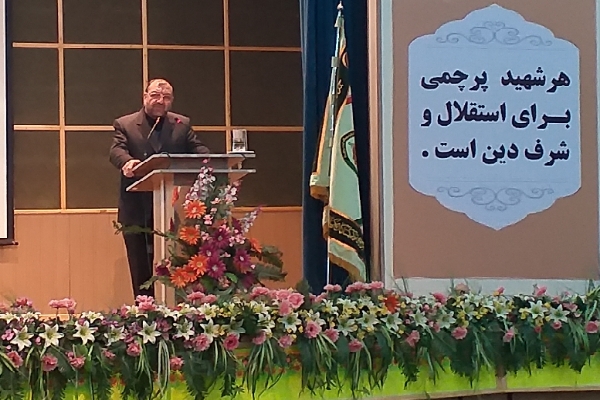 جهان تشنه الگوپذیری از انقلاب اسلامی ایران است