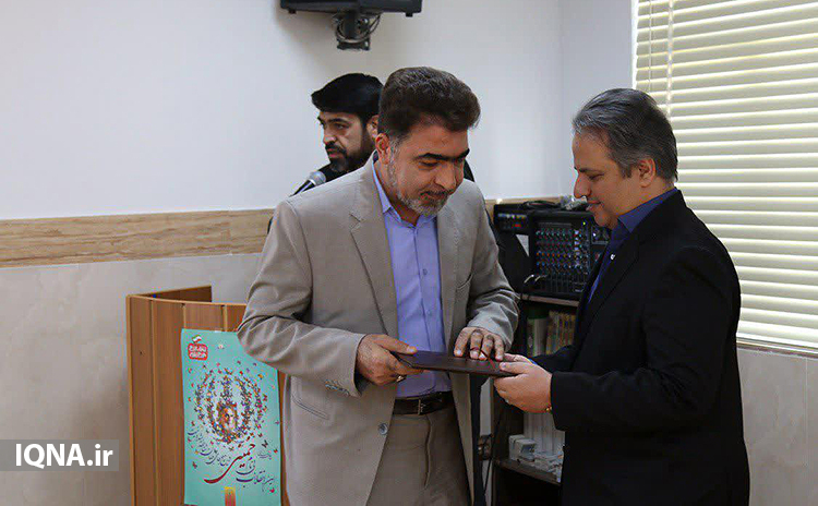 عکس| تقدیر از ایثارگران جهاددانشگاهی عکس| تقدیر از ایثارگران جهاددانشگاهی