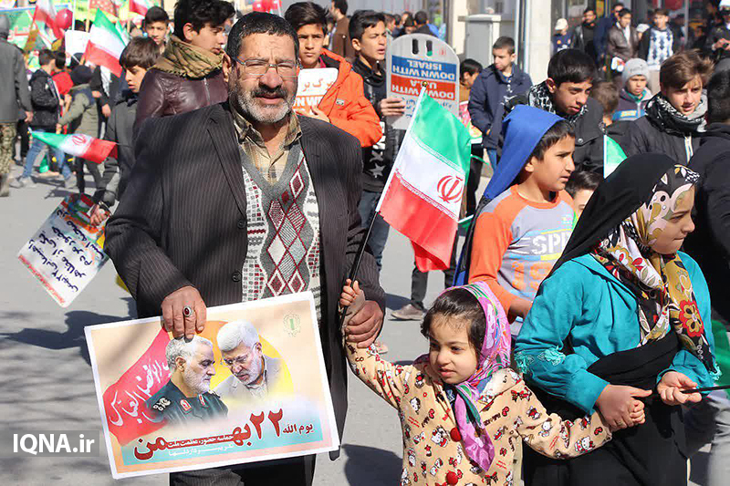 عکس| راهپیمایی 22 بهمن در مهریز