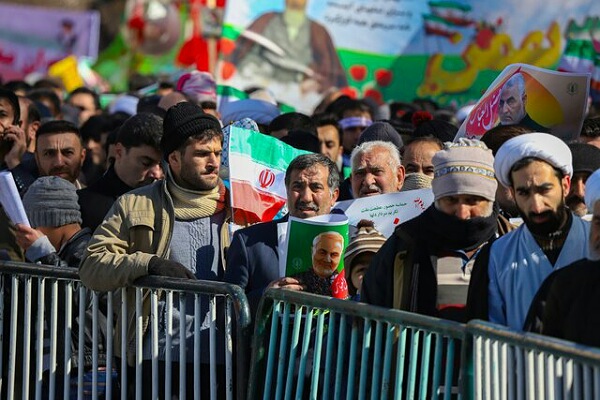 روایت تصویری راهپیمایی ۲۲ بهمن‌ماه در شهرکرد