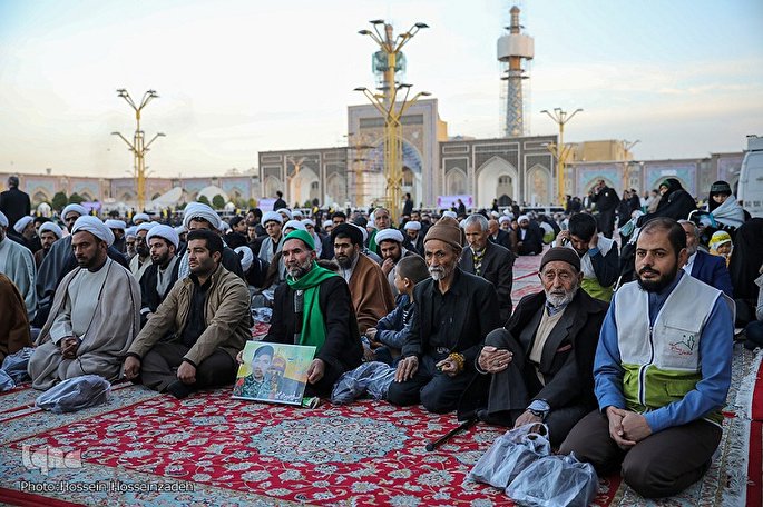 تشرف ۱۵ میلیون زائر در نوروز به مشهد