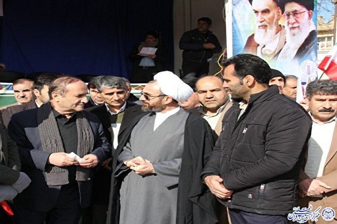 قدردانی امام جمعه و استاندار ایلام از حضور حماسی مردم در راهپیمایی ۲۲ بهمن