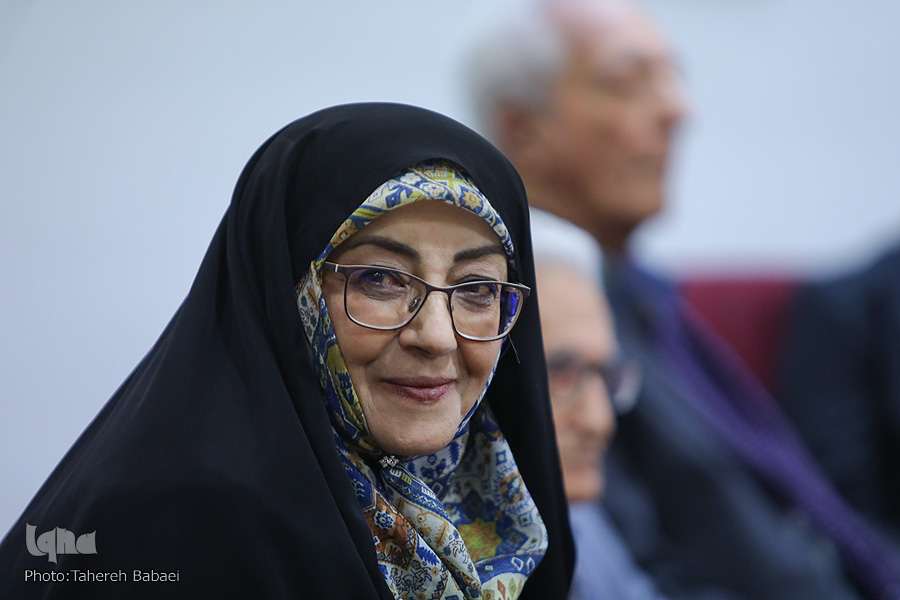 قدردان فرهیختگانمان باشیم | مشکل ما سیاسی نیست، بلکه فرهنگی است
