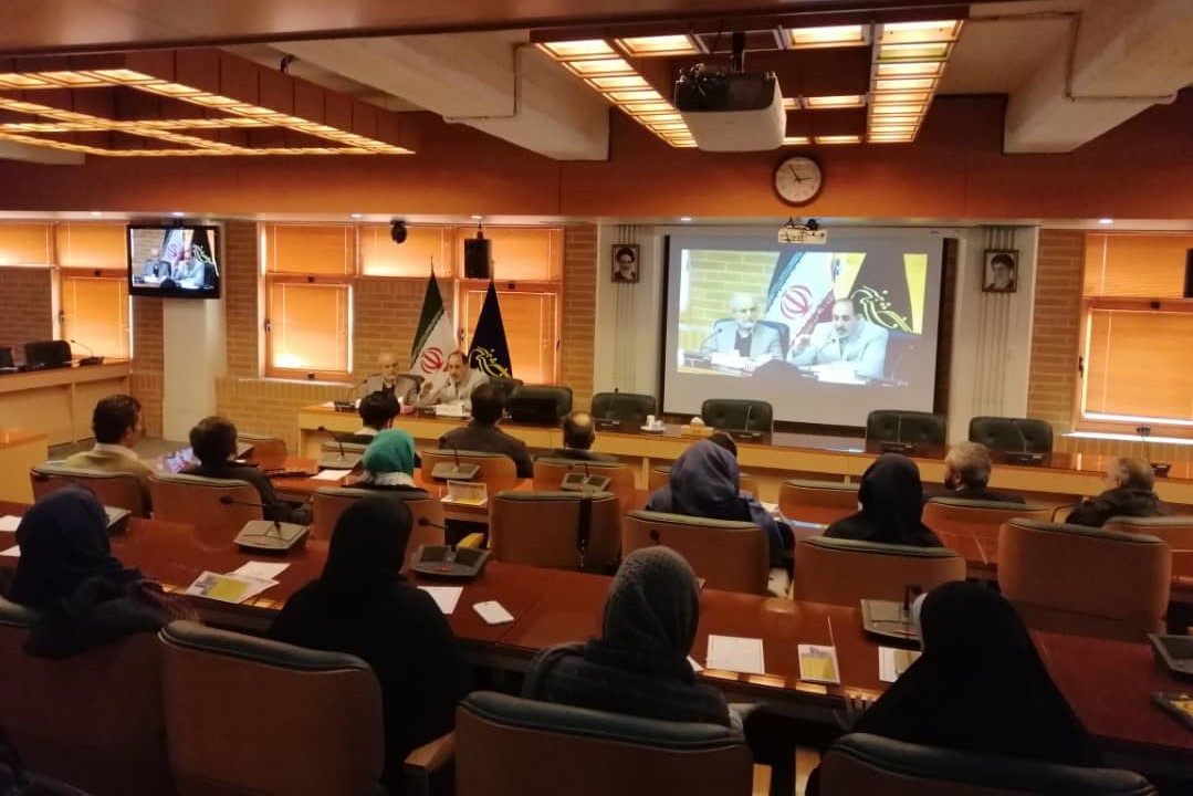 روح نگارگری با معنویت گره خورده است روح نگارگری با معنویت گره خورده است