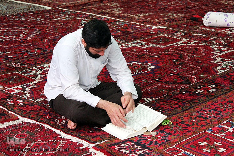 آموزش ۱۲۰ قرآن&zwnj;آموز در مؤسسه قرآنی امام صادق(ع) خامنه