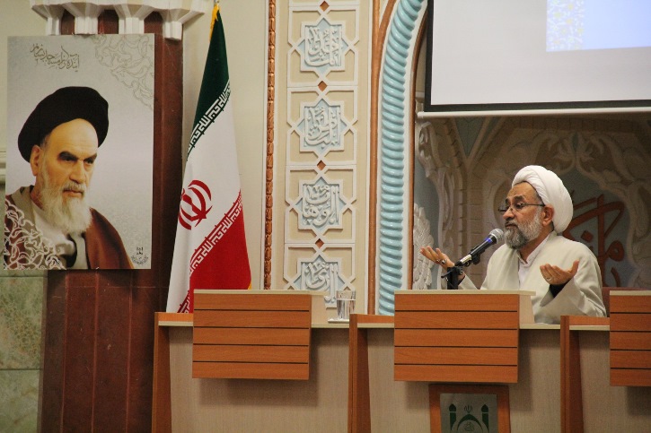 مسجد منزوی باشد، اسلام منزوی می‌شود