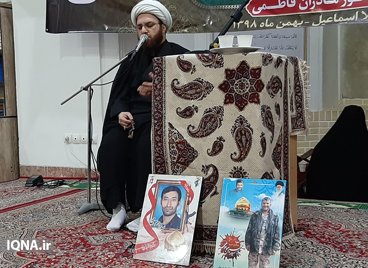 برگزاری همایش بزرگ «مادرانه» در یزد +عکس