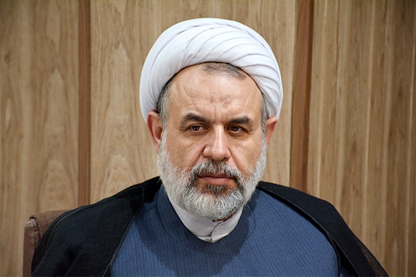قرآن منبعی موثر برای مقابله با تهاجم فرهنگی قرآن منبعی موثر برای مقابله با تهاجم فرهنگی