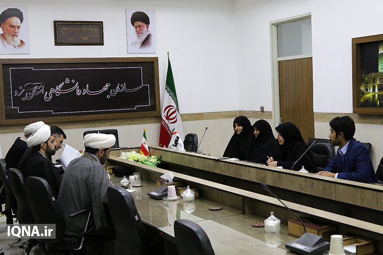 میزگرد &laquo;بررسی نقش موسسات در آزمون قرآن و عترت&raquo; به میزبانی ایکنا یزد