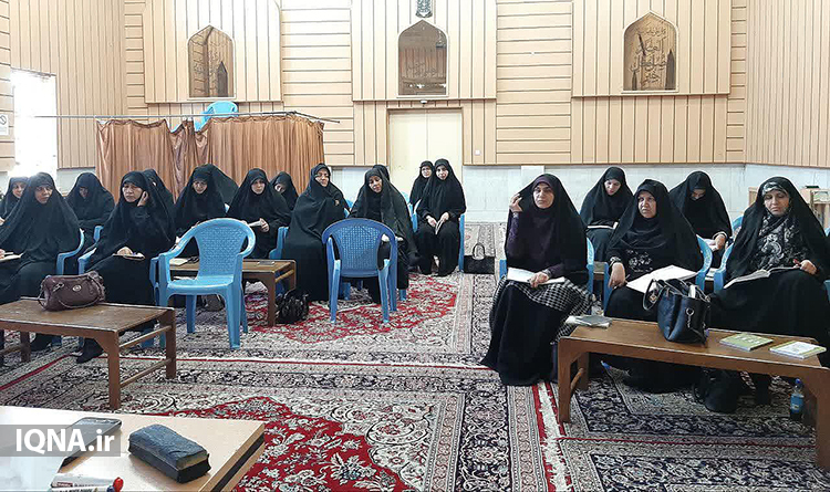 دوره تربیت معلم «سبک زندگی قرآنی» در یزد برگزار شد دوره تربیت معلم «سبک زندگی قرآنی» در یزد برگزار شد