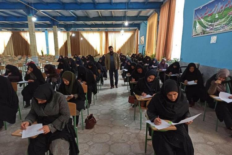 حضور 250 نفر از فرهنگیان ملایر در مسابقات قرآن و معارف اسلامی