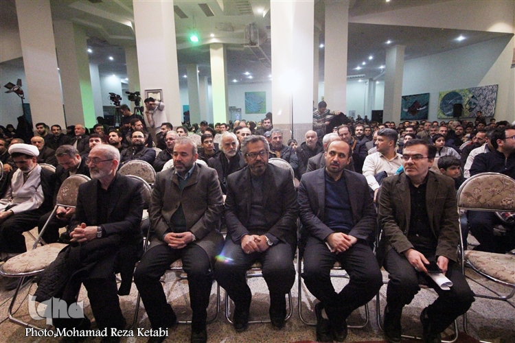 محفل انس با قرآن با یاد سردار شهید سلیمانی در تالار قرآن همدان برگزار شد