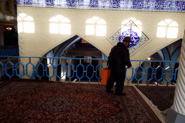 ضدعفونی مساجد کردستان برای مقابله با کرونا آغاز شد