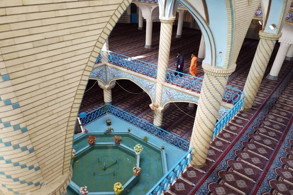 ضدعفونی مساجد کردستان برای مقابله با کرونا آغاز شد