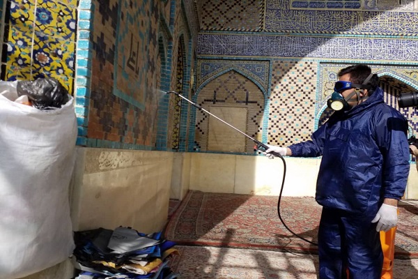 ضدعفونی مساجد کردستان برای مقابله با کرونا آغاز شد