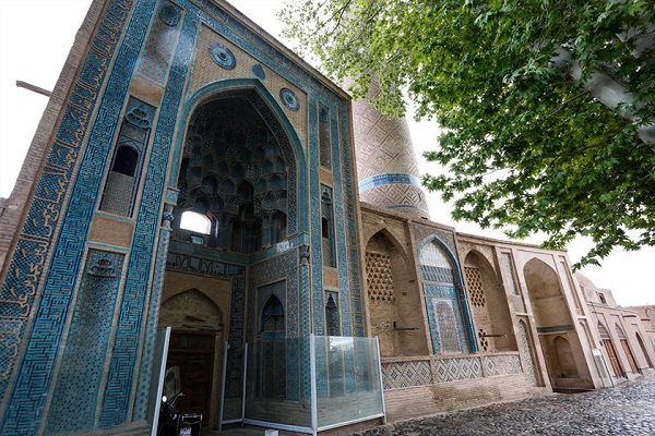 مرمت مناره مجموعه تاریخی مسجد جامع نطنز