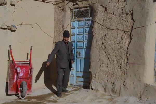«کلید» مستندی درباره عجیبترین مغازه ایران/ داستان یک اعتماد!