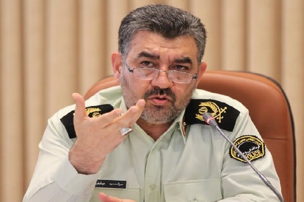 کشف احتکار دستکش و مواد بهداشتی در نوشهر