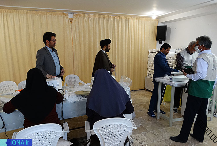 عکس| کارگاه تولید ماسک در یزد