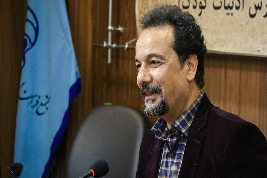 کودکان امروز ما در اشعار محاوره&zwnj;ای 50 سال قبل مانده&zwnj;اند/ ادبیات باید کودکان را خلاق بار بیاورد