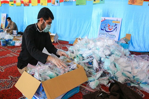 تهیه اقلام بهداشتی با شعار &laquo;هیئت هیچگاه تعطیل نمی&zwnj;شود&raquo; در ملایر